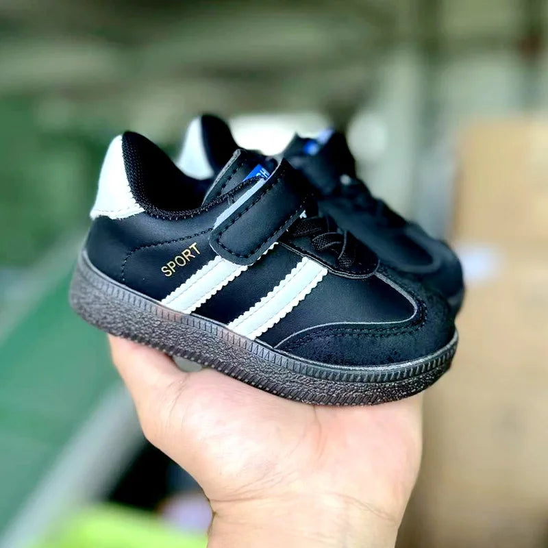 נעלי סניקרס - סקיי