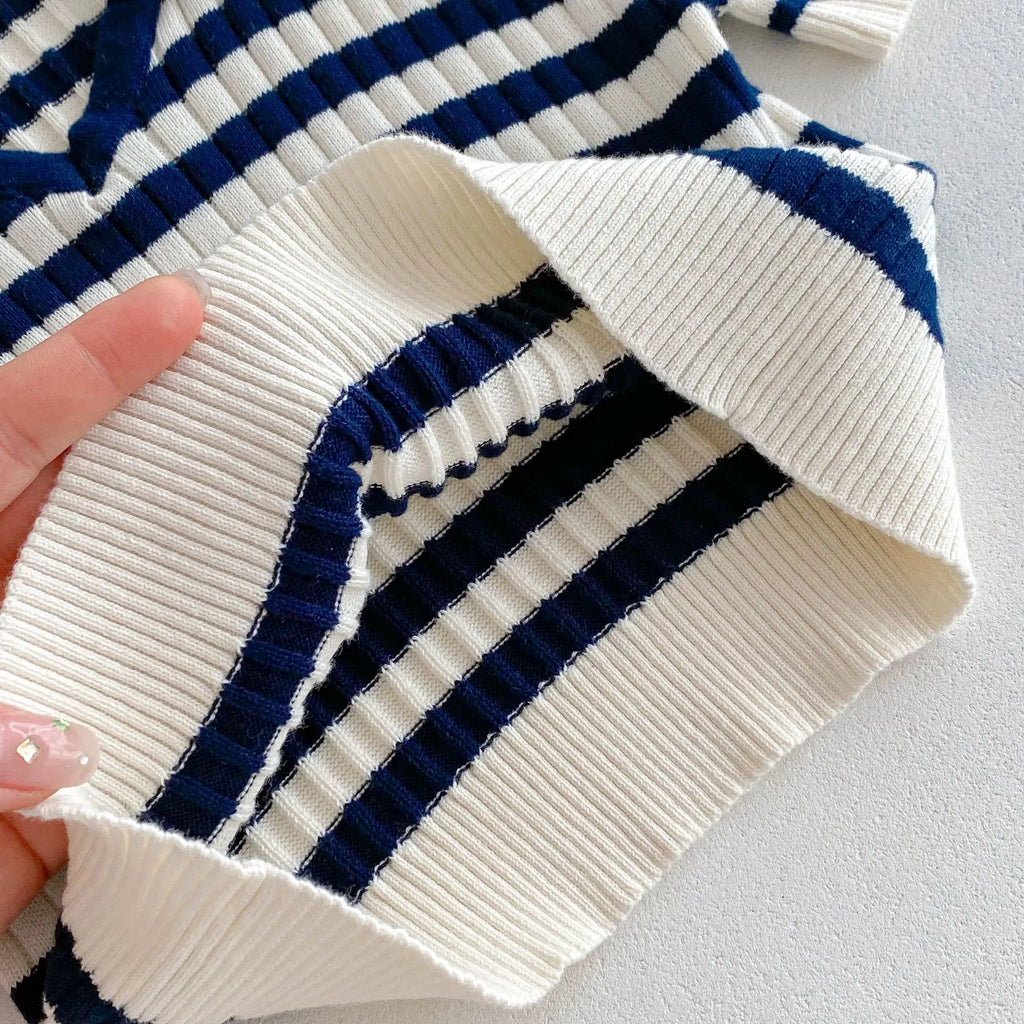 חליפת פסים אלגנט- קוני