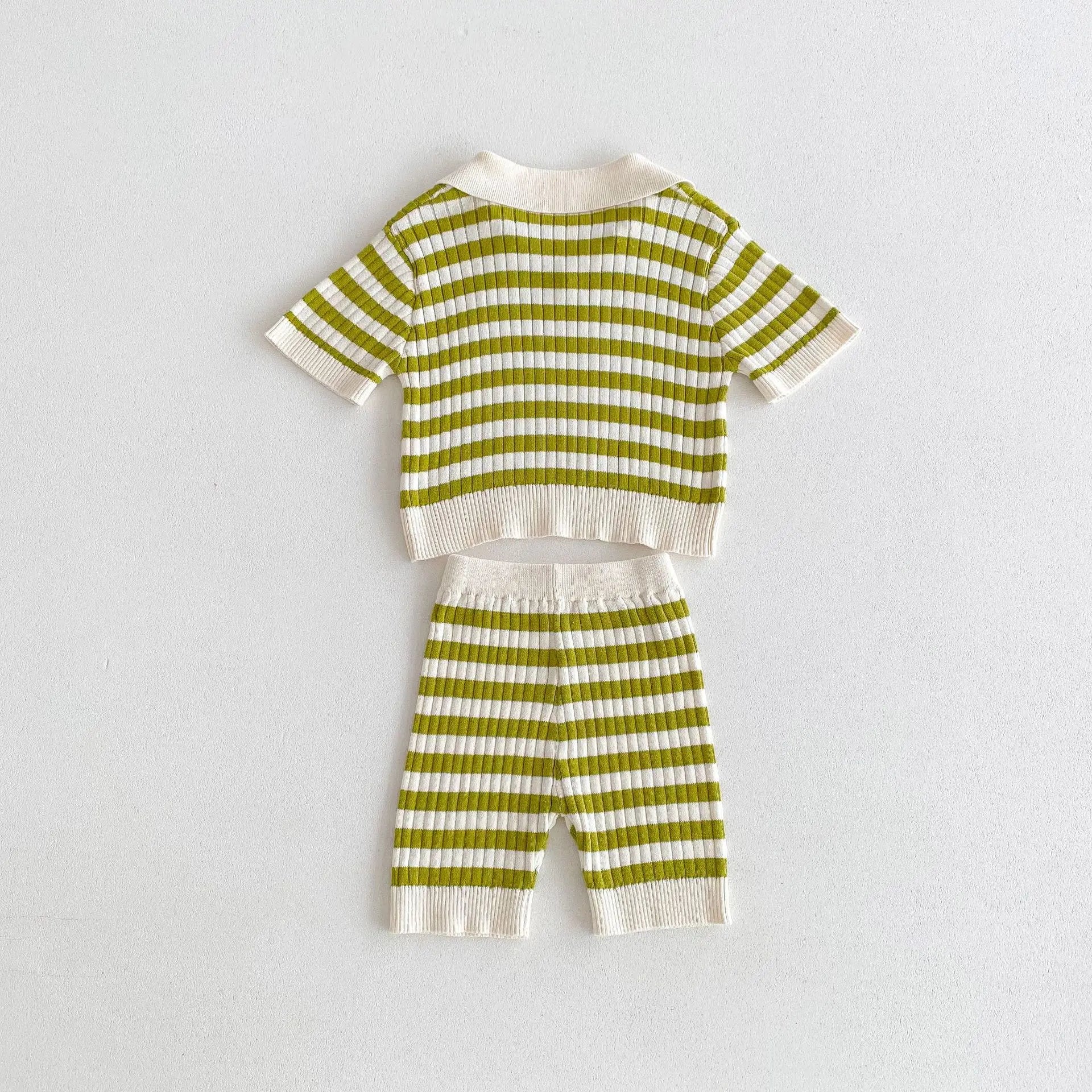 חליפת פסים אלגנט- קוני