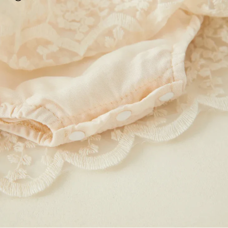 שמלת דגם- שהם