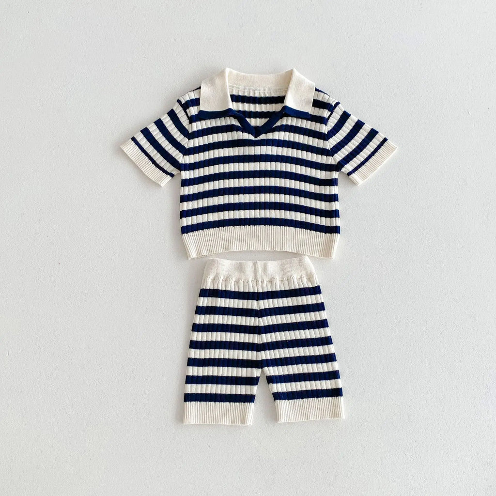 חליפת פסים אלגנט- קוני